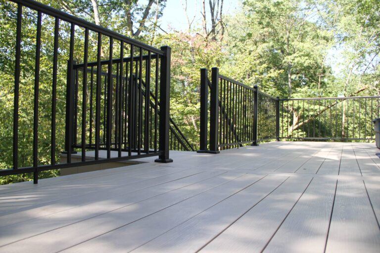 20x20 deck builders
