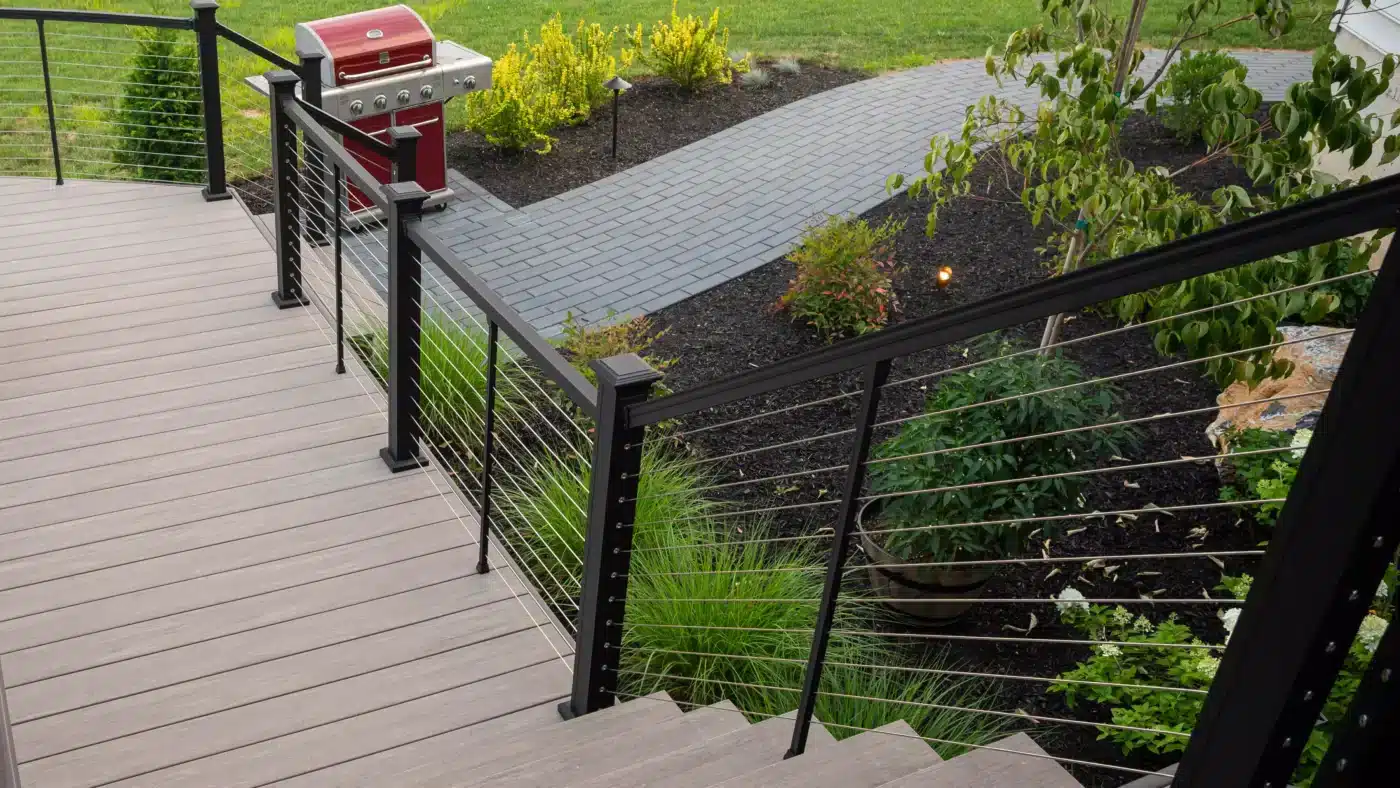 Cable Deck railing from upper dauphin vinyl products