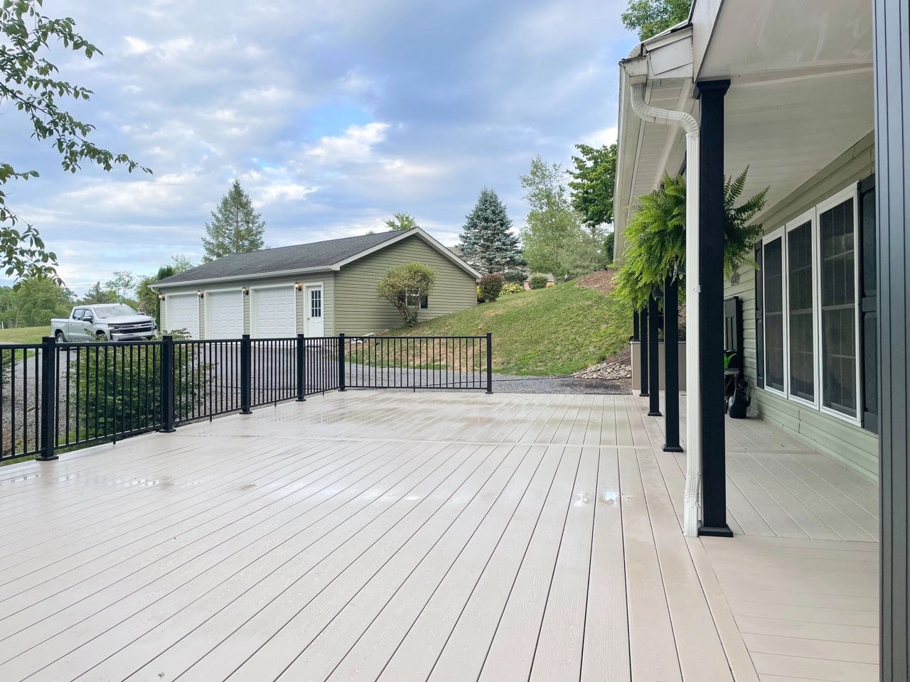 vinyl deck builder near pottsville large