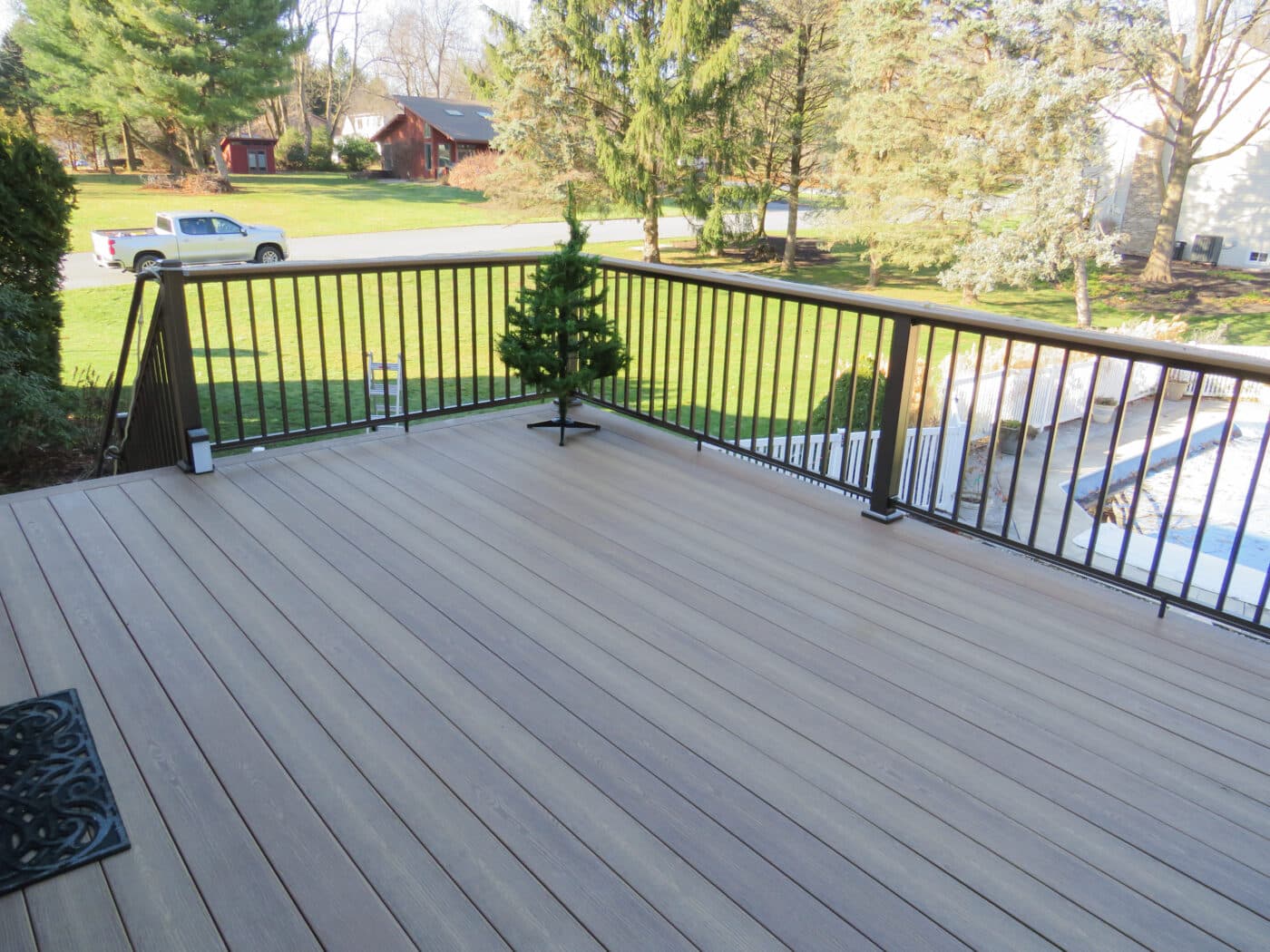 clubhouse Deck Builders Hazelton