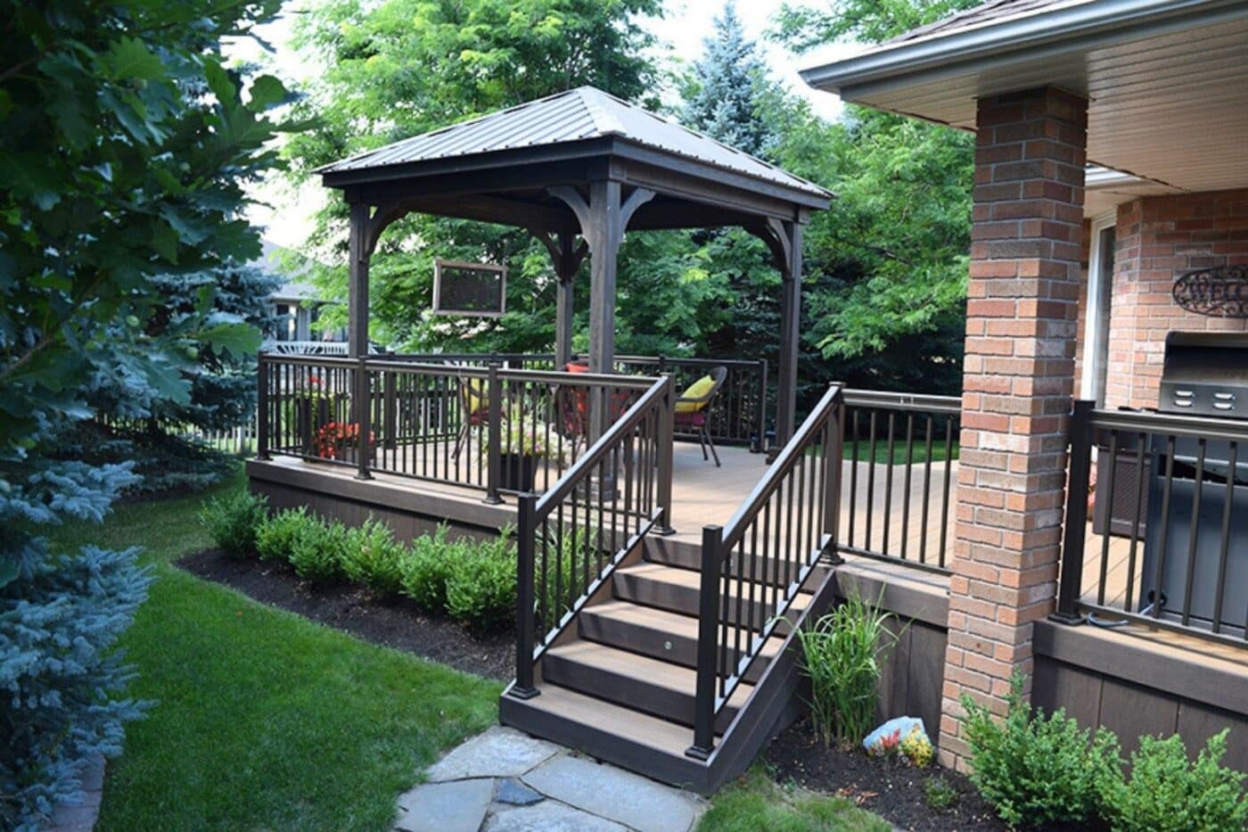 upper dauphin vinyl decks